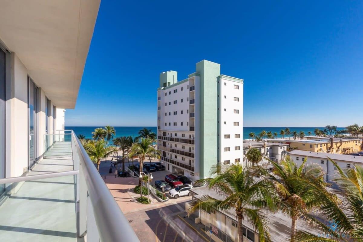 Ocean View - Balcony - Hollywood Beach Broad-Walk Esterno foto